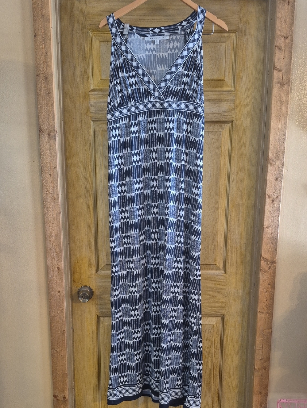Max Studio Halter Maxi Sundress Navy And Cream Size Medium Zig Zag Block Pattern